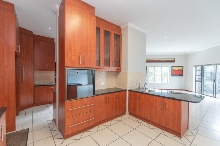 To Let 3 Bedroom Property for Rent in Lovemore Heights Estate Eastern Cape